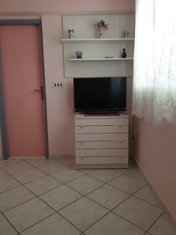 קוקליצ'ה Apartments Martinovic By The Sea מראה חיצוני תמונה