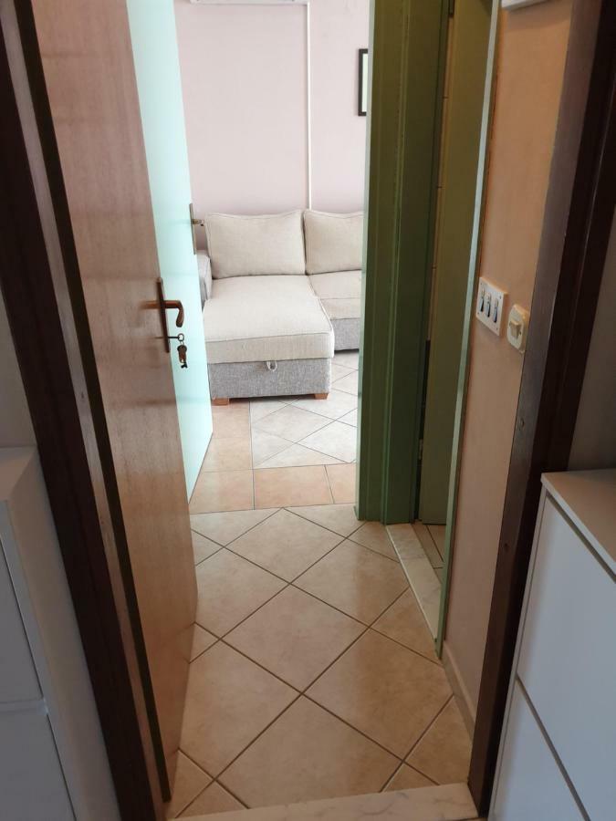 קוקליצ'ה Apartments Martinovic By The Sea מראה חיצוני תמונה