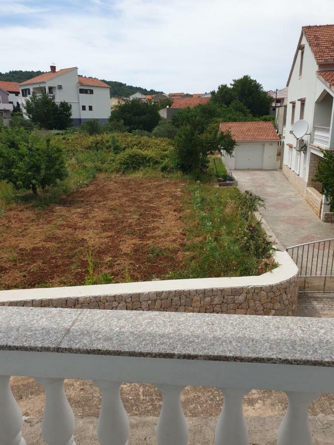 קוקליצ'ה Apartments Martinovic By The Sea מראה חיצוני תמונה