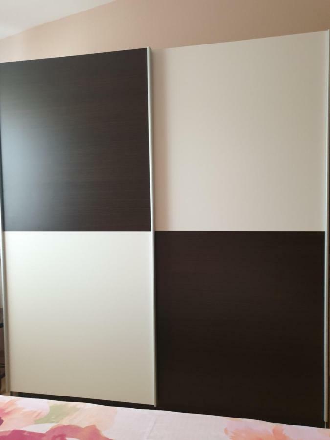 קוקליצ'ה Apartments Martinovic By The Sea מראה חיצוני תמונה